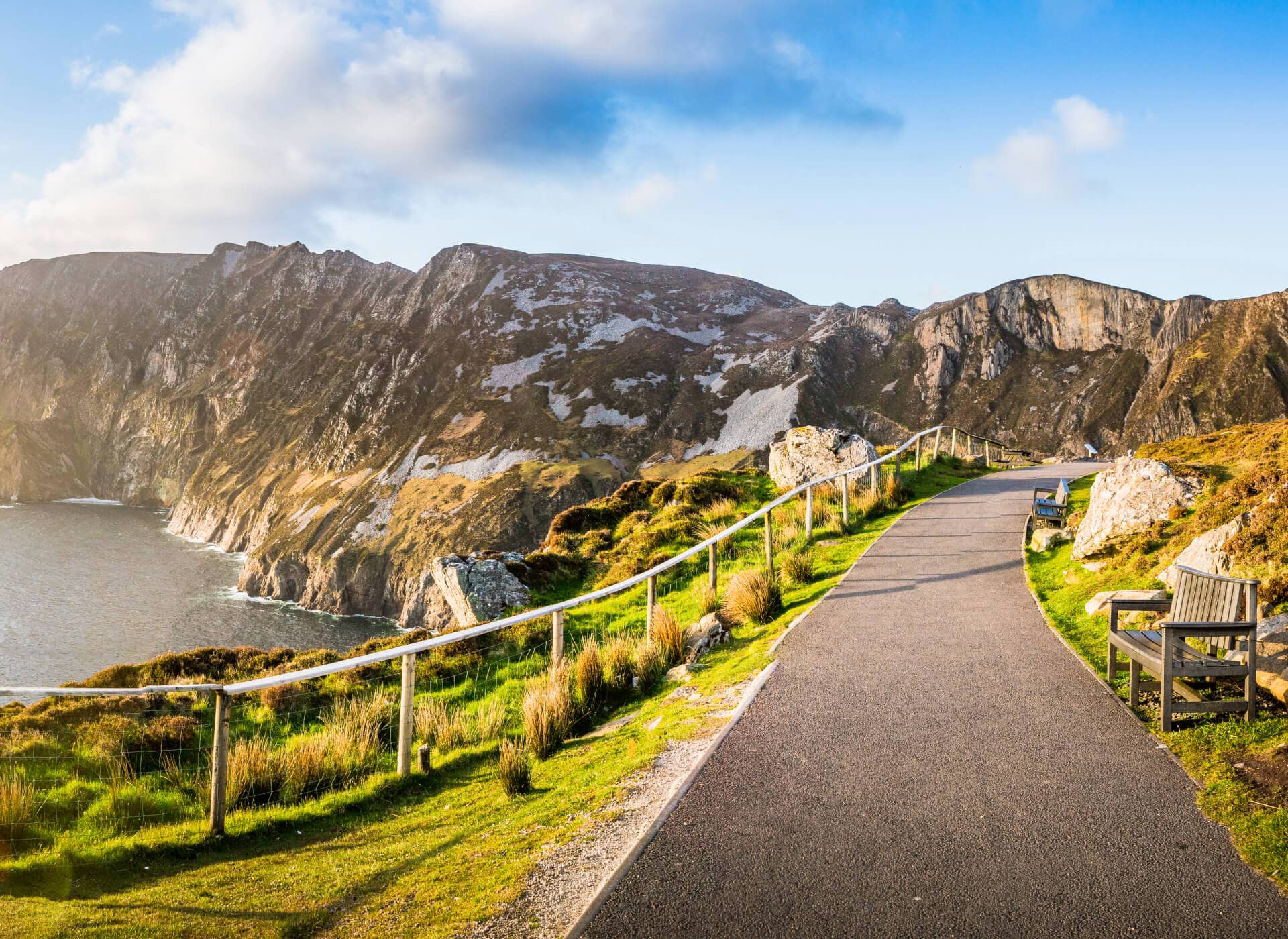 Slieve League Slieve League Cliffs Centre